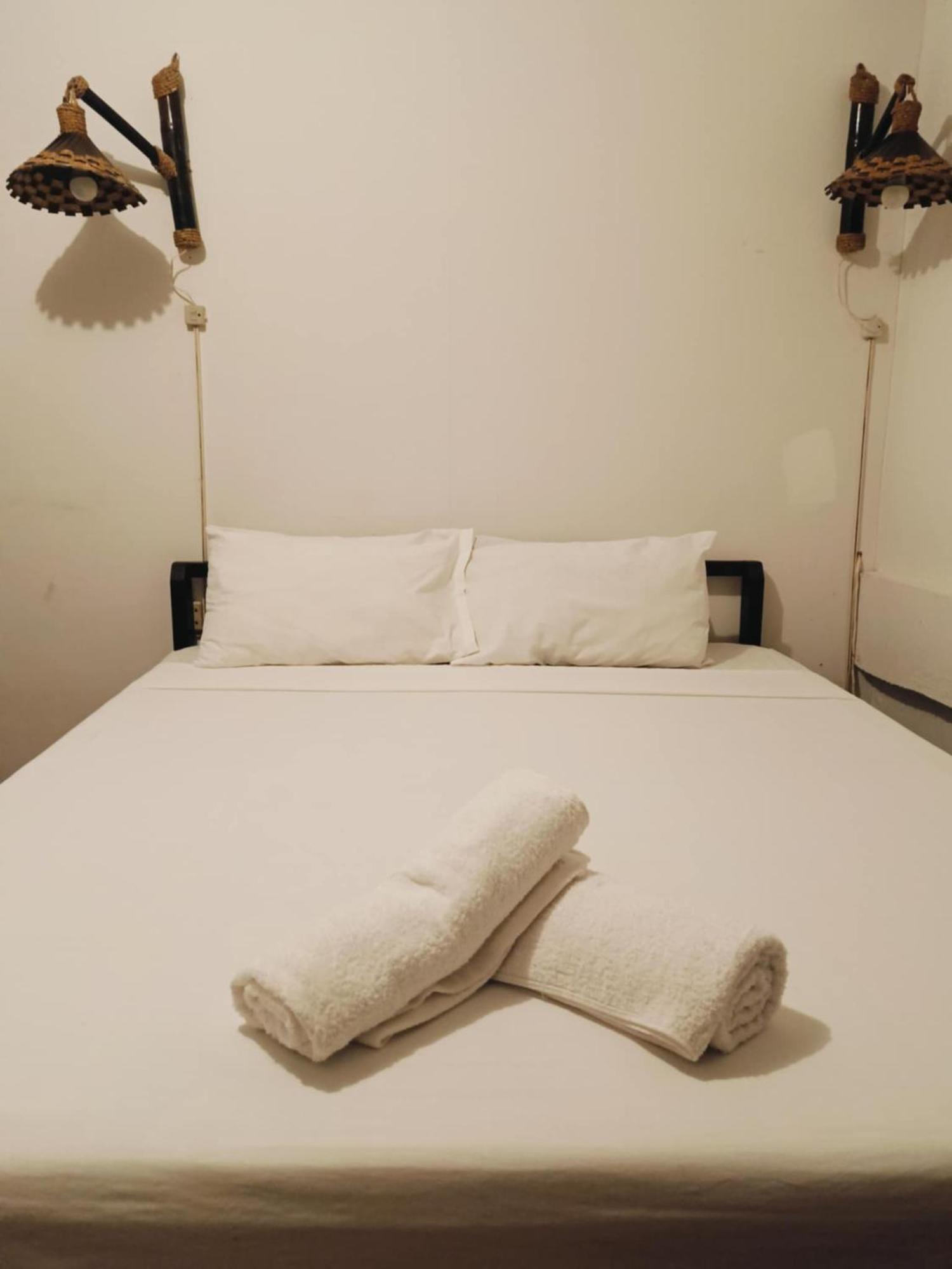 Mylene Room Rental Manoc-Manoc Eksteriør billede